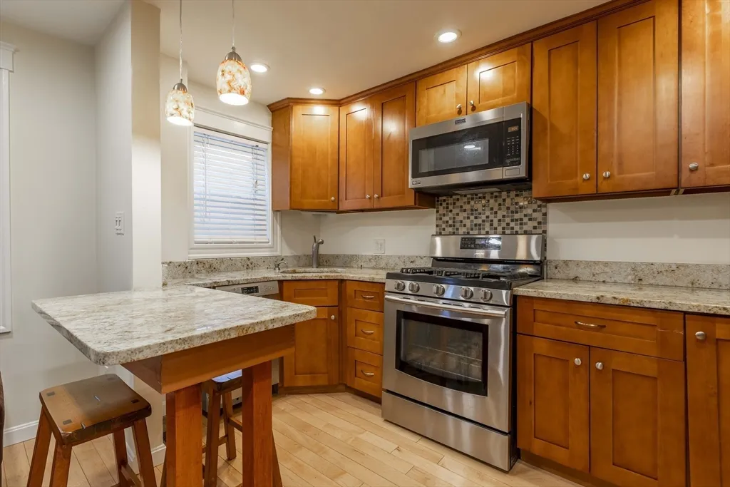 227 Hurley St, East Cambridge