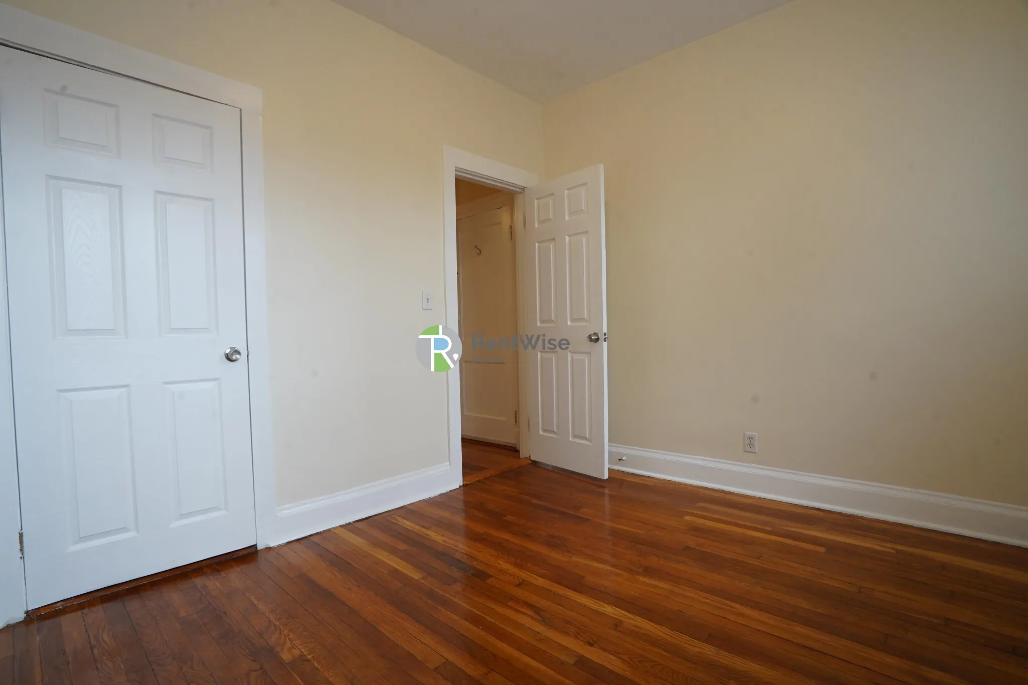 1216 Commonwealth Ave, Brighton