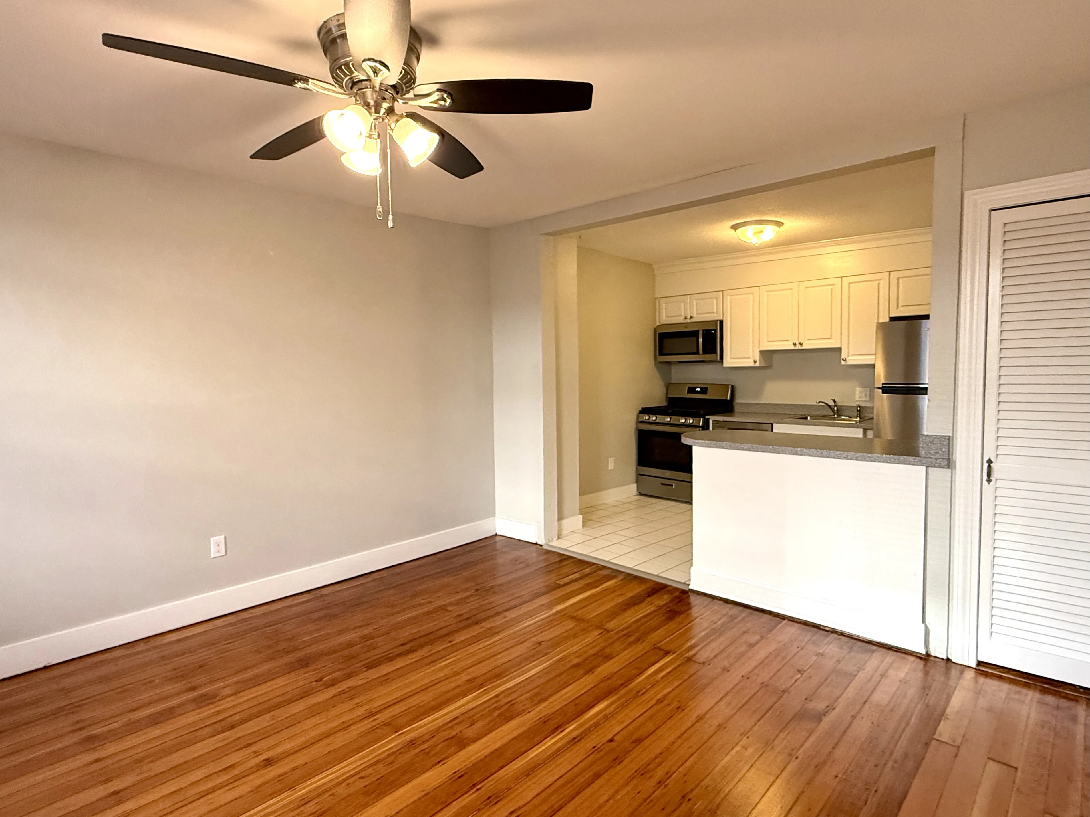 20 Roberts St, Brookline