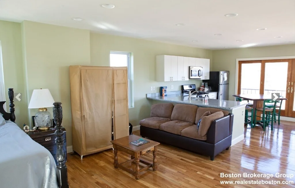 4 Kearsarge, Roxbury