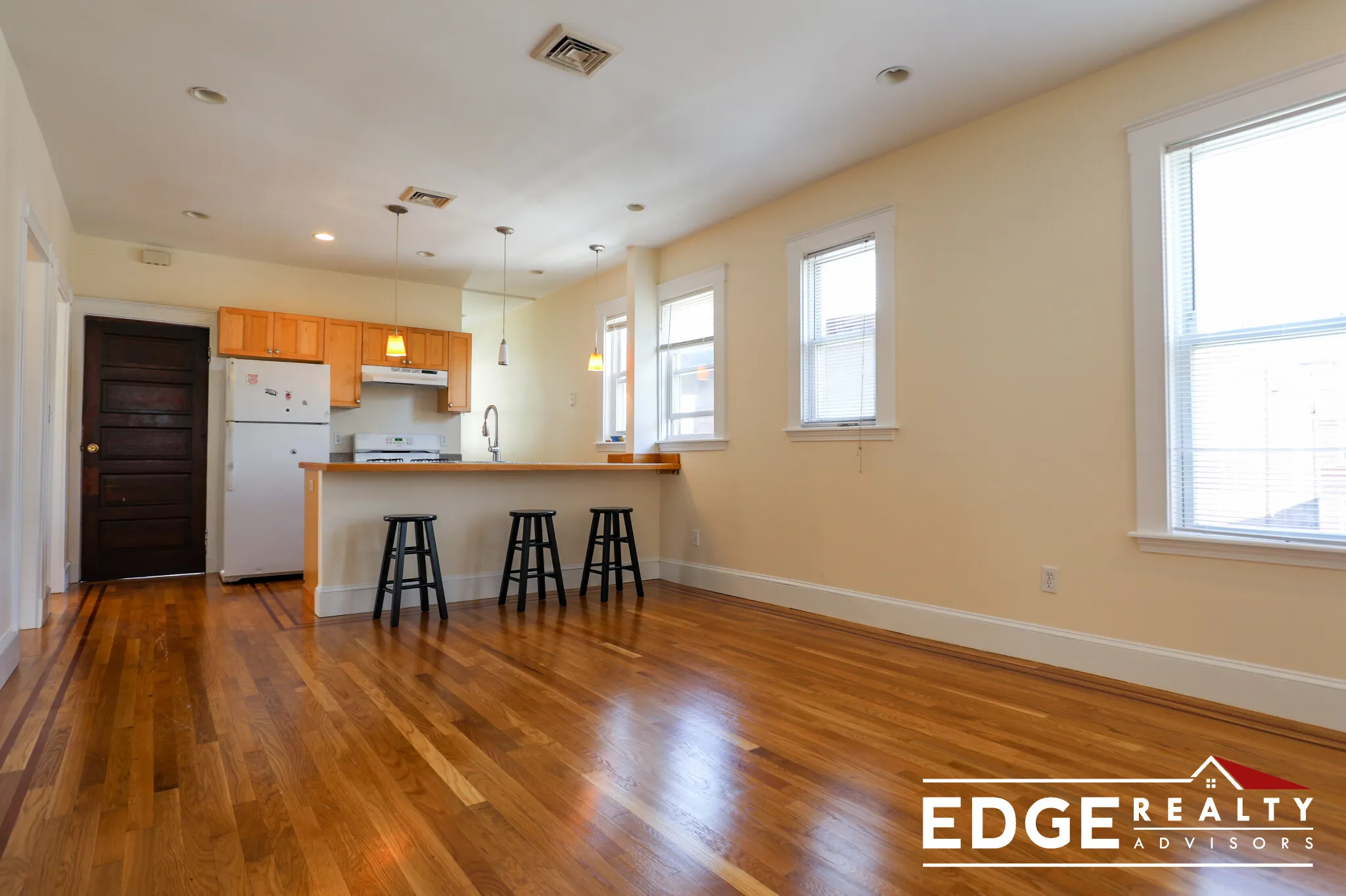 86 Easton St, Allston