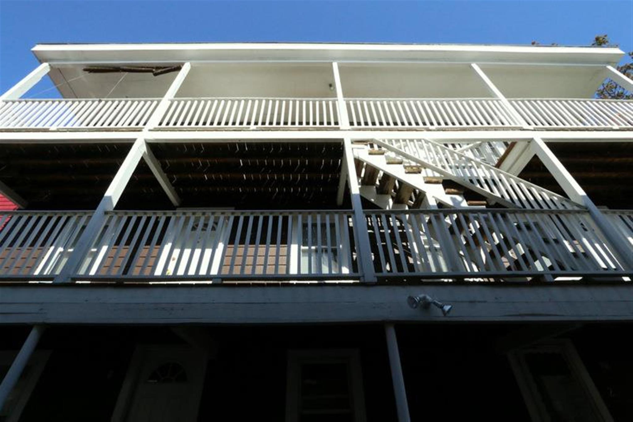 128 Pine St, The Port