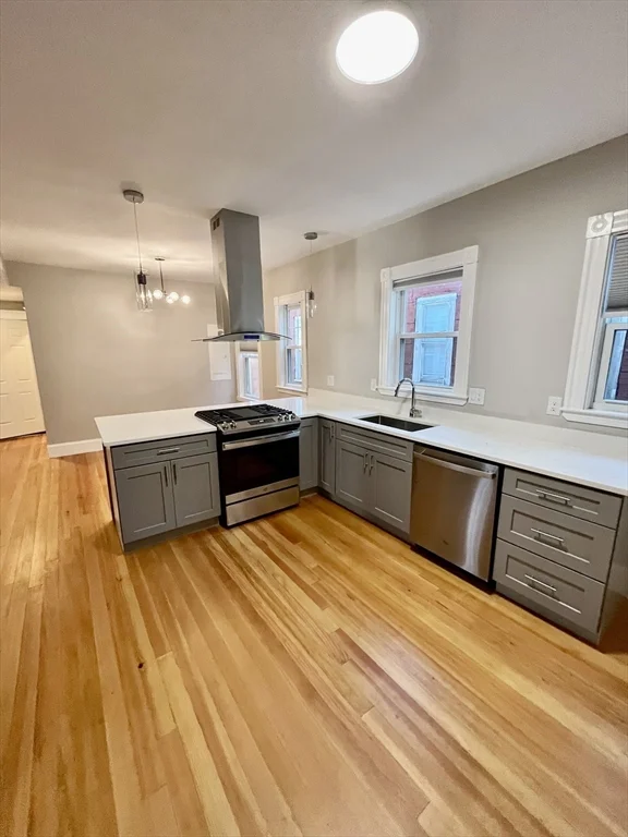 24 Howes St, Dorchester