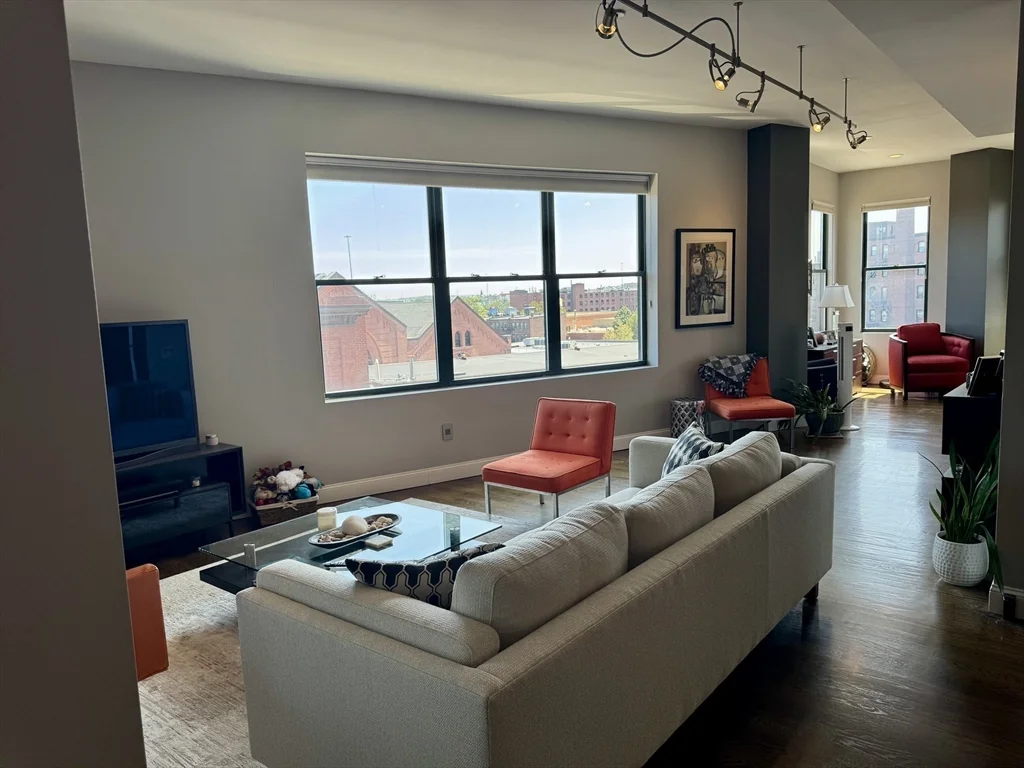 485 Harrison Ave, South End