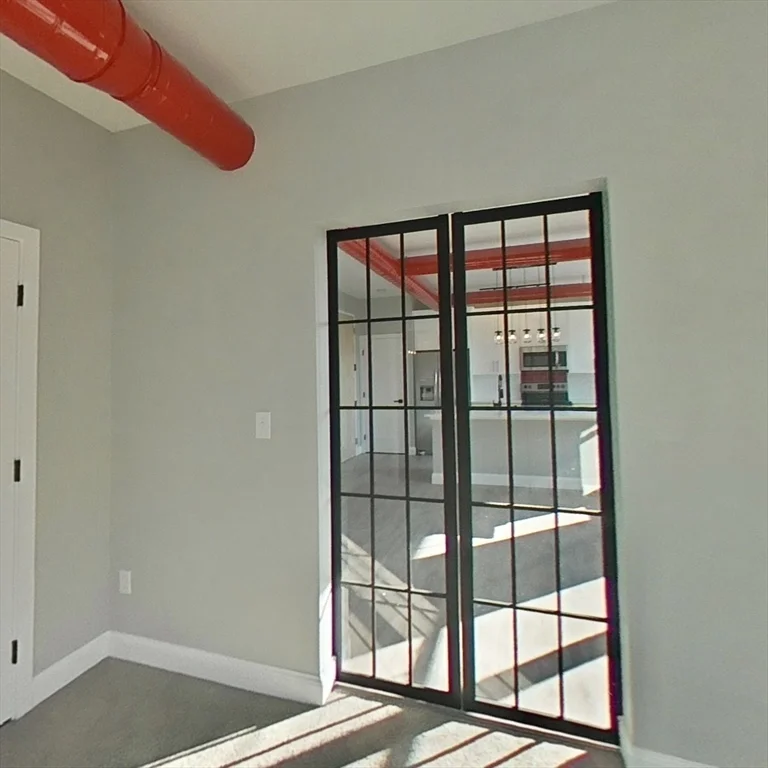 15 Oak, Needham