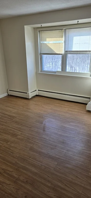 668 Robbins Ave, Dracut