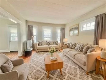 8 Hunnewell, Brighton