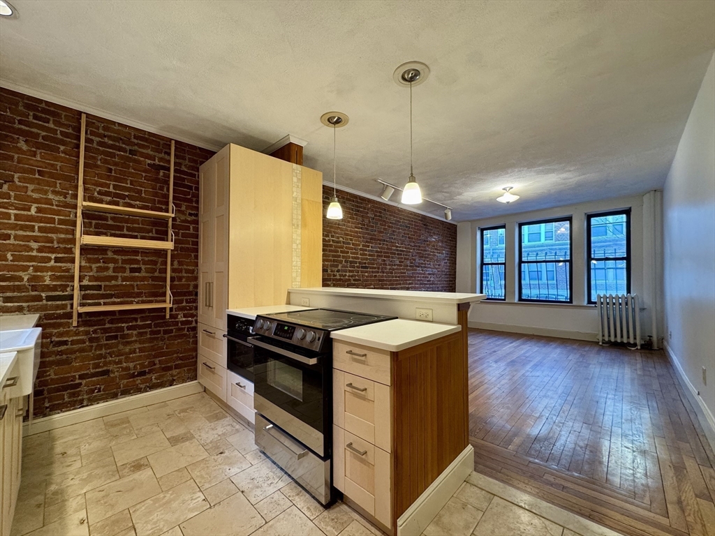 111 Jersey St, Fenway