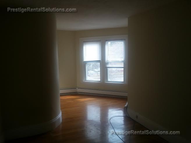 763 Truman Pkwa, Hyde Park