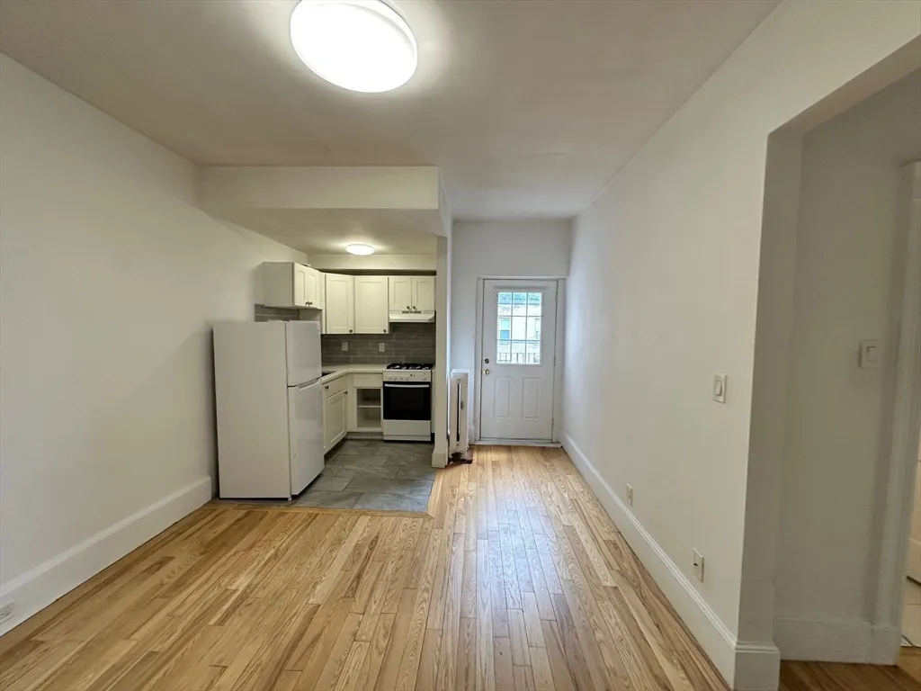 41 Strathmore Rd, Brighton