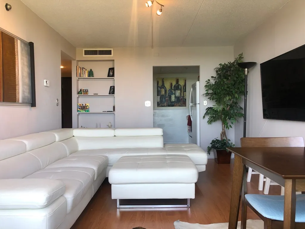 73 Broad Reach, Weymouth