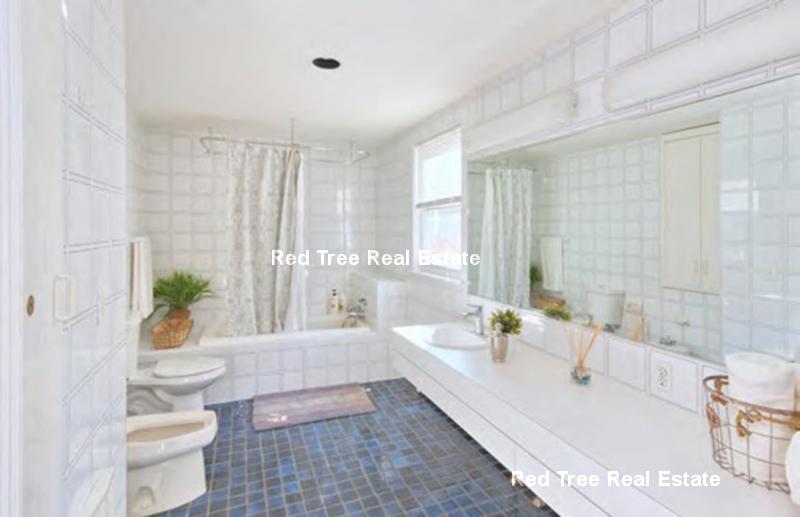 1000 Memorial Dr, West Cambridge