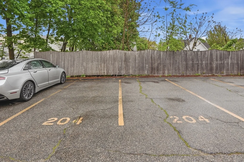 51 Alvarado Ave, Worcester
