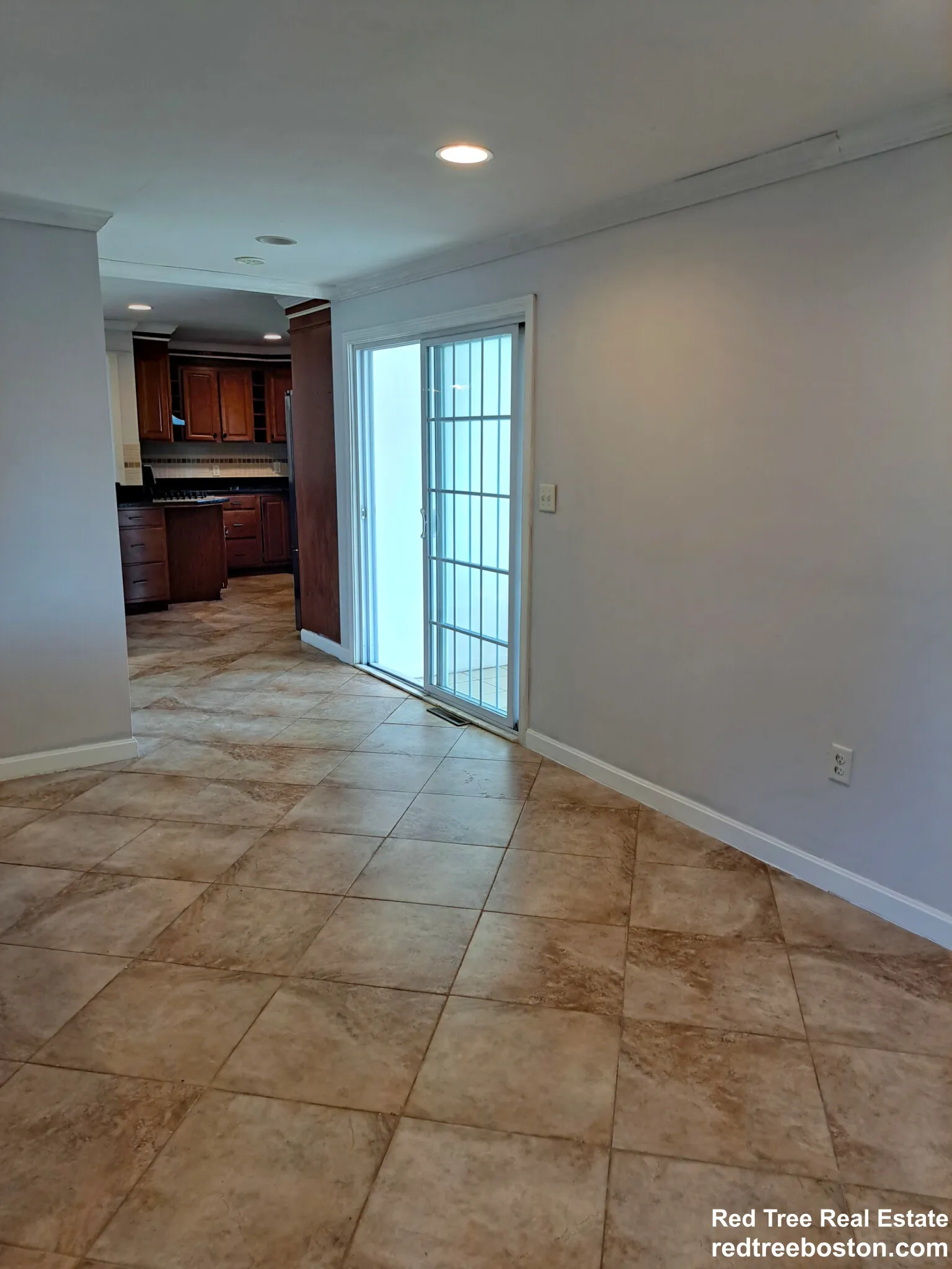 158 Baker St, West Roxbury