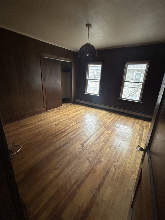 1302 Main St, Worcester