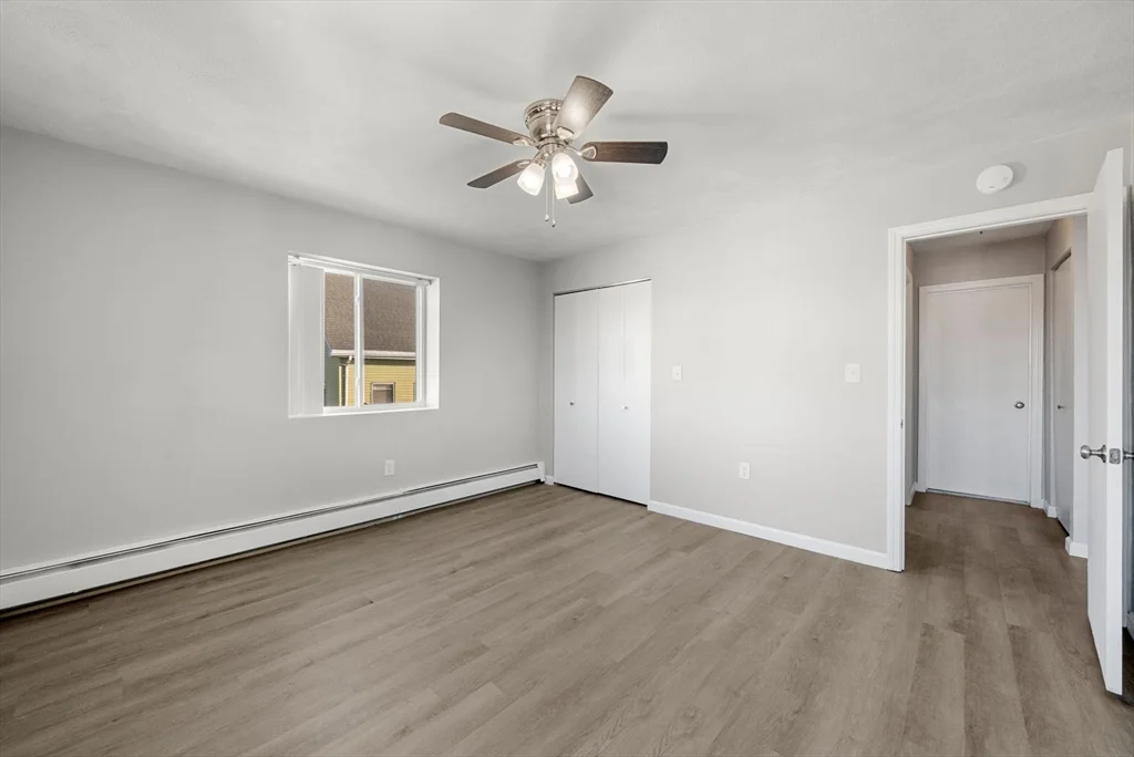 22 Irving St, Glendale