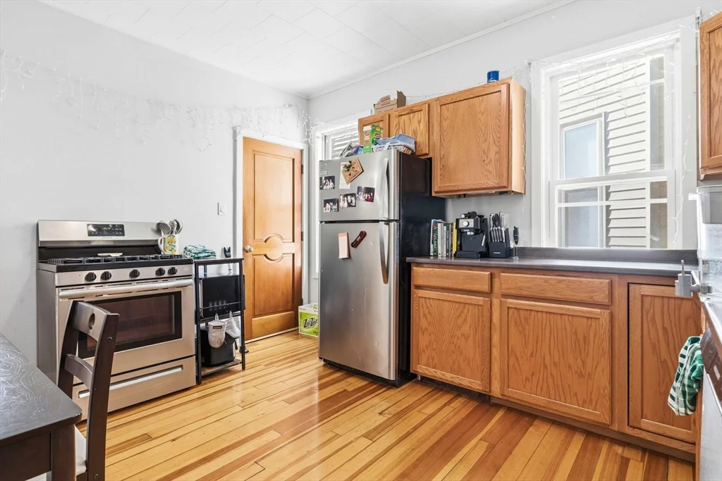 225 L St, South Boston