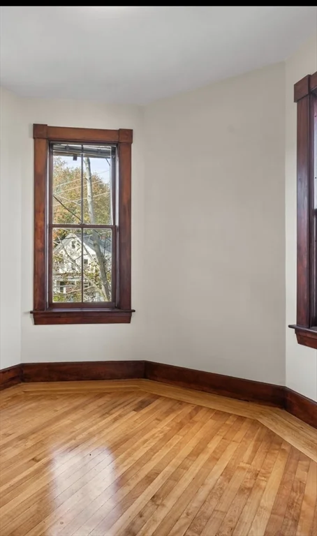 118 Elm St, Marlborough