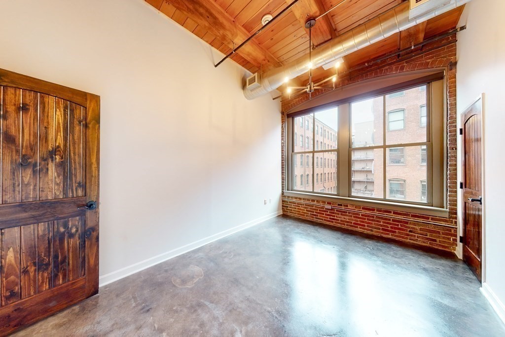 35 Channel Center St, Seaport District