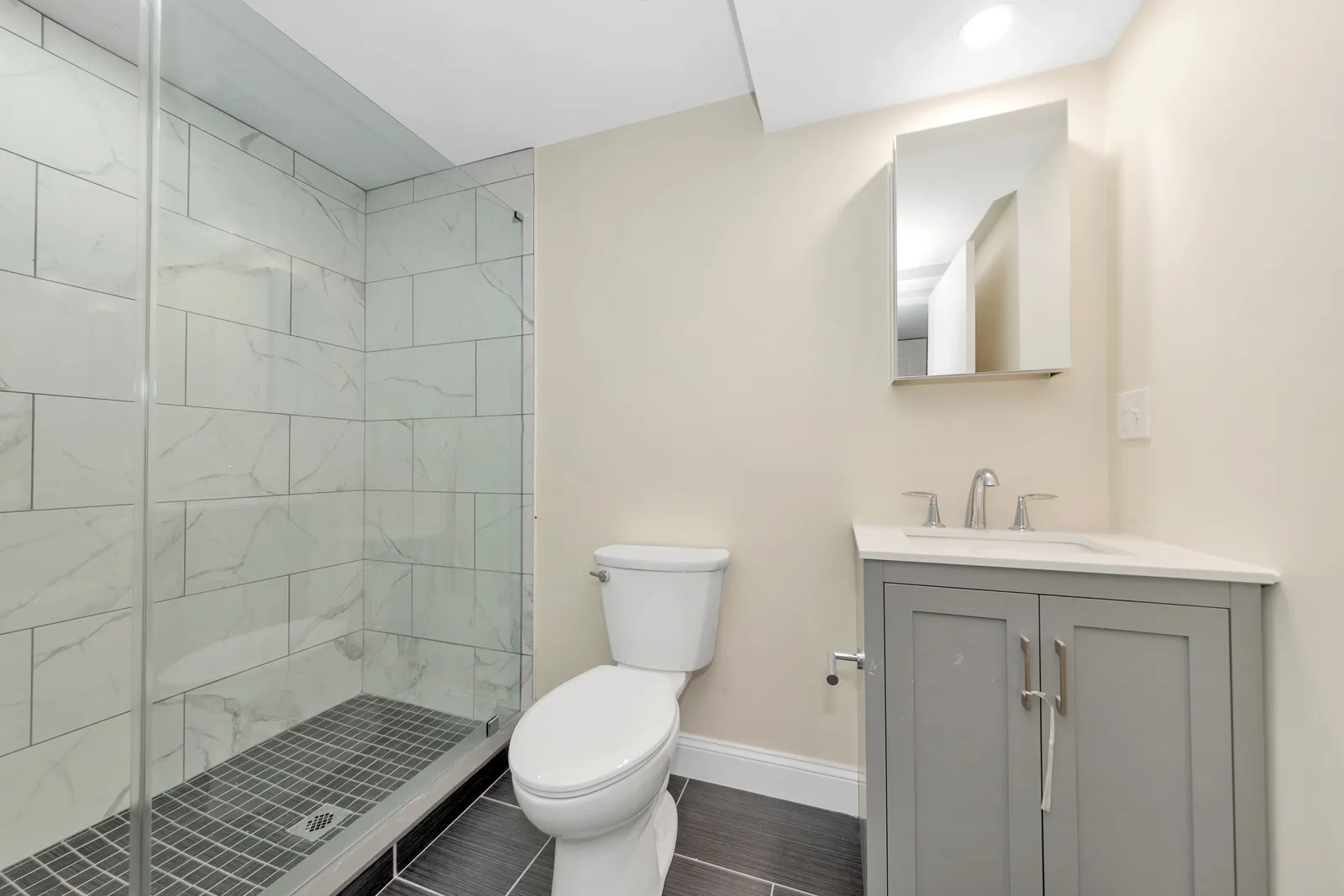 43 Wright Ave, South Medford