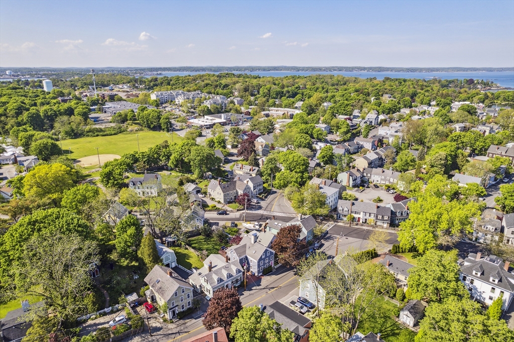 101 Elm St, Marblehead