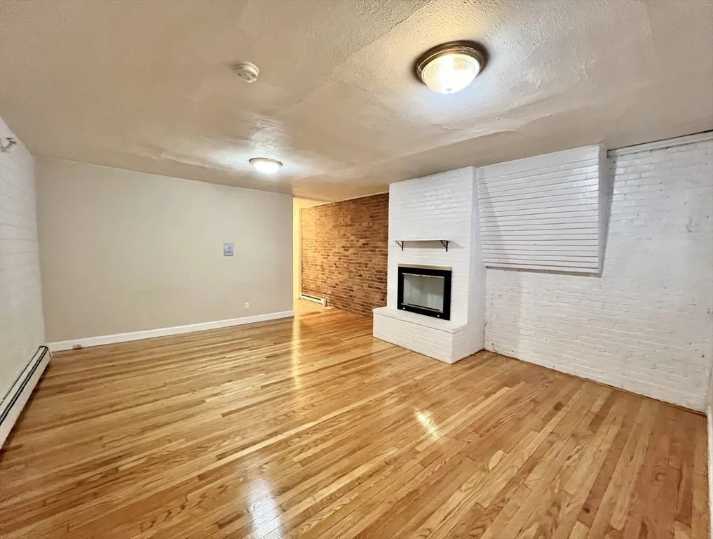 337 Beacon St, Back Bay