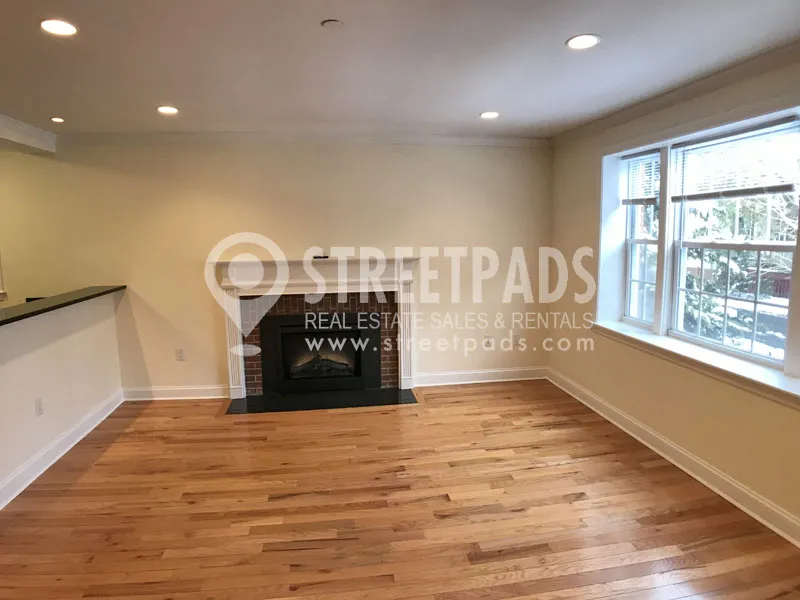 55 Langdon St, Neighborhood Nine