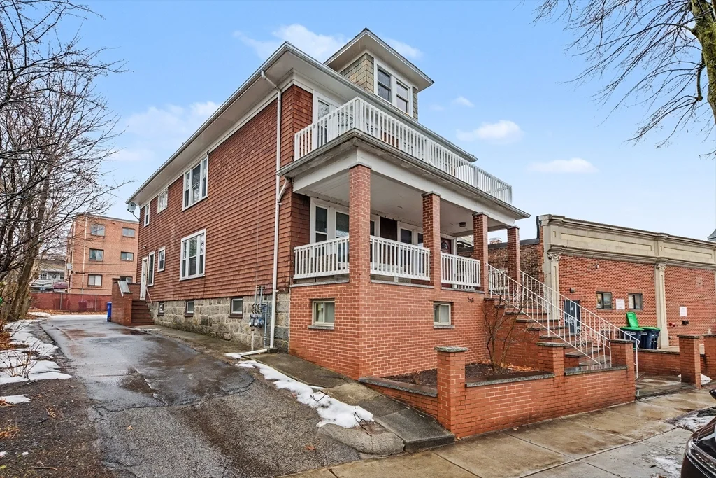 7 Moraine St, Jamaica Plain