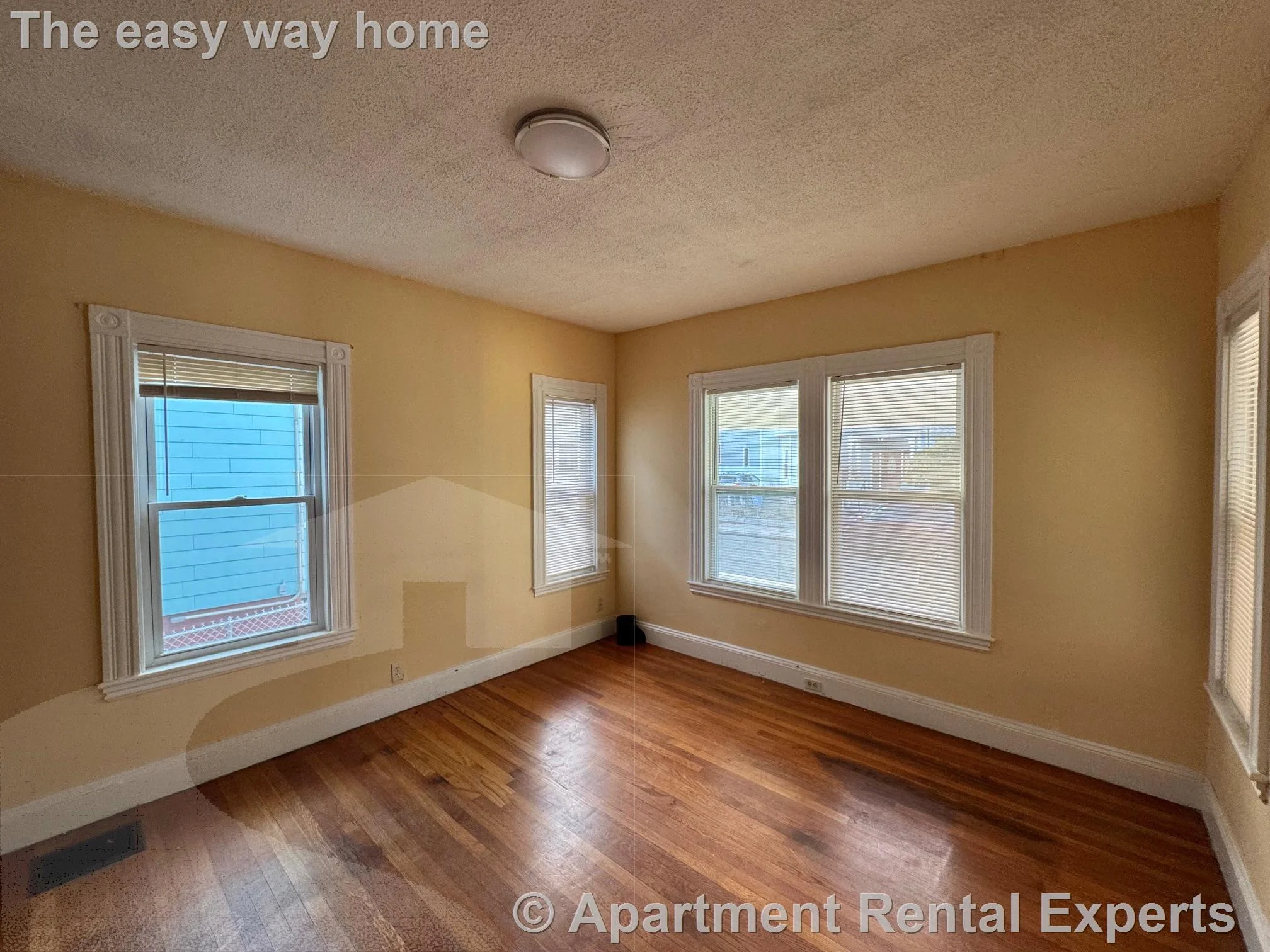 32 Claremon St, Davis Square