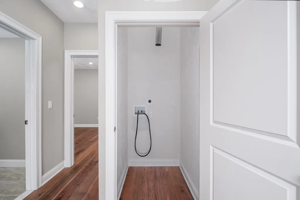 121 Addison St, East Boston