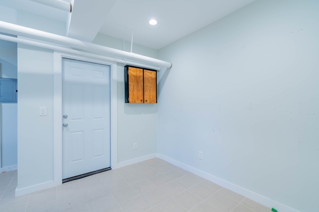 463 Broadway, Medford