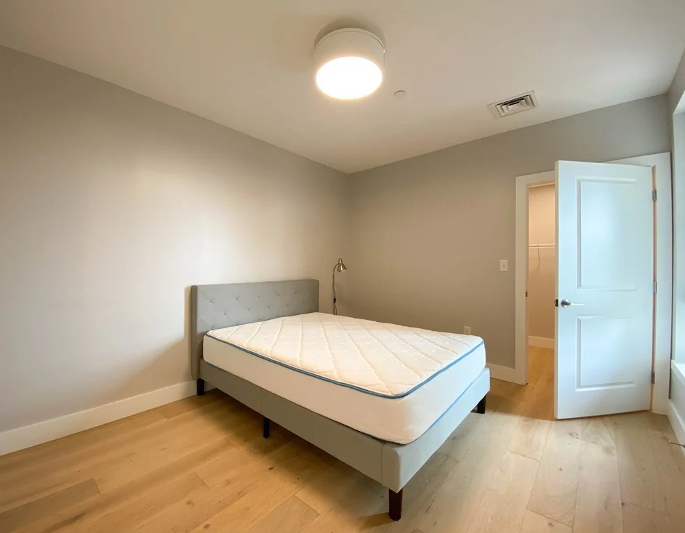 1650 Commonwealth Ave, Brighton