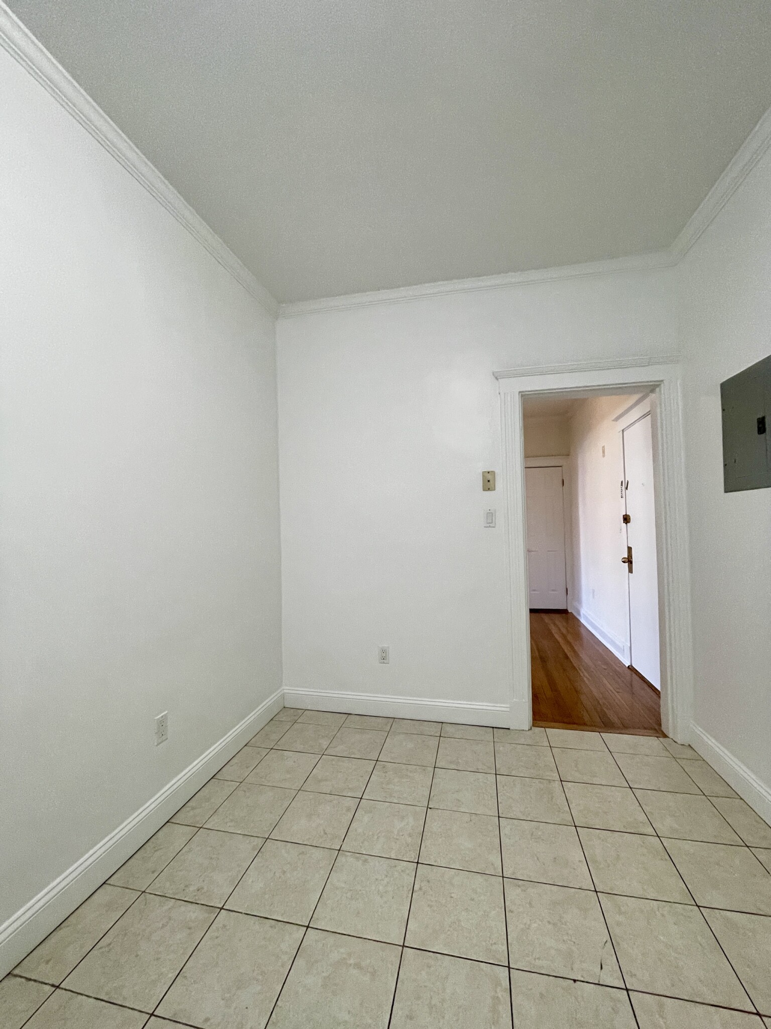 111 Kilsyth Rd, Brighton