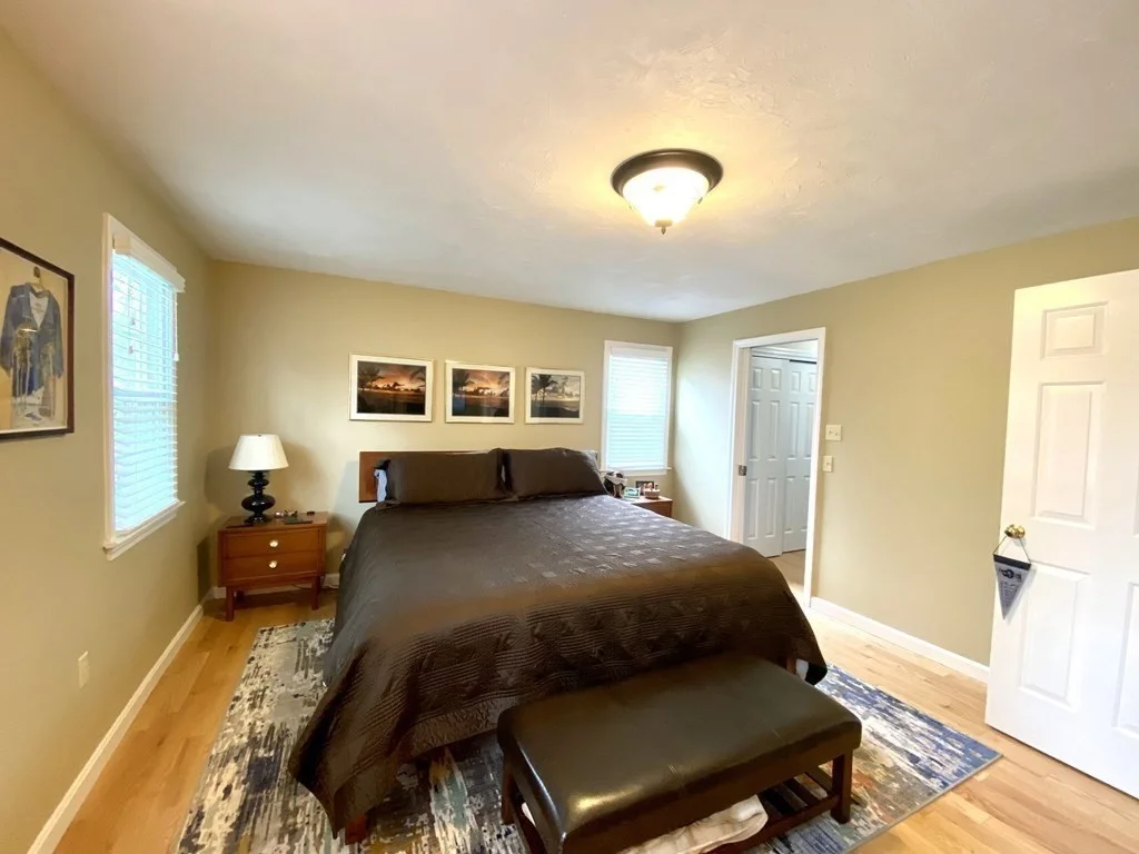 24 Arbor Dr, Shrewsbury
