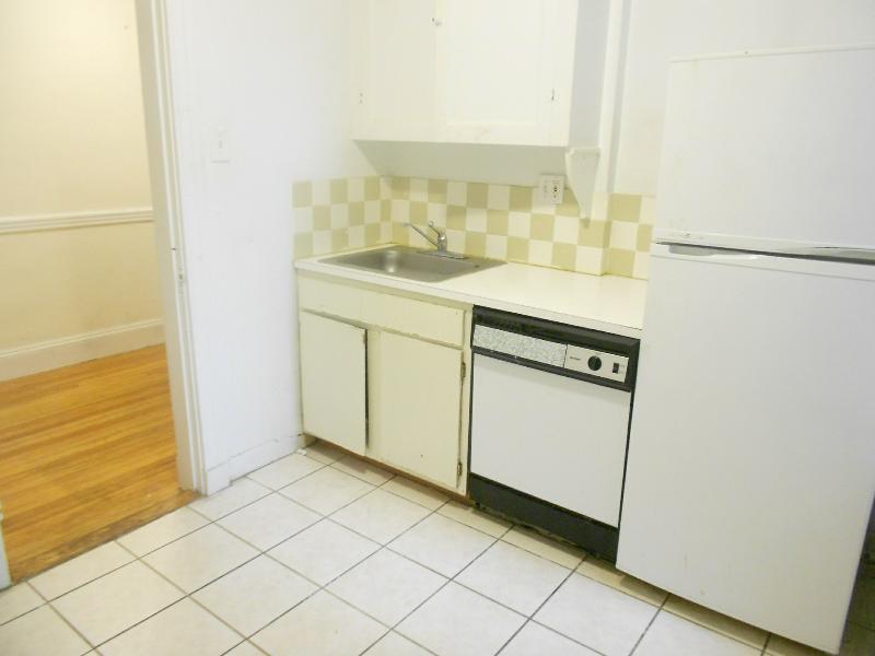 1848 Commonwealth Ave, Brighton