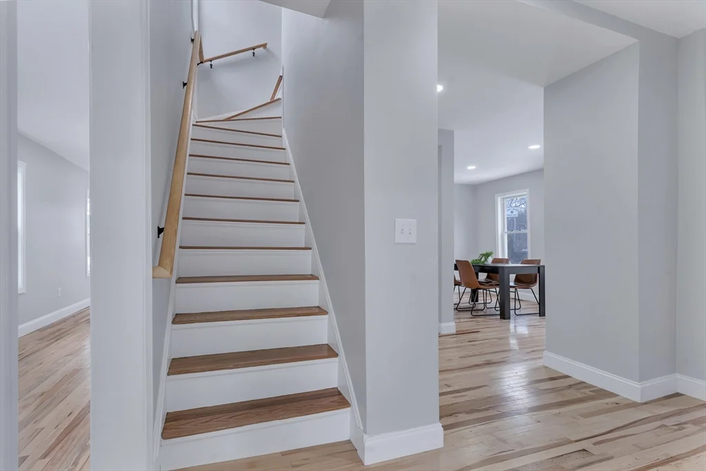 73 Walnut St, Dedham