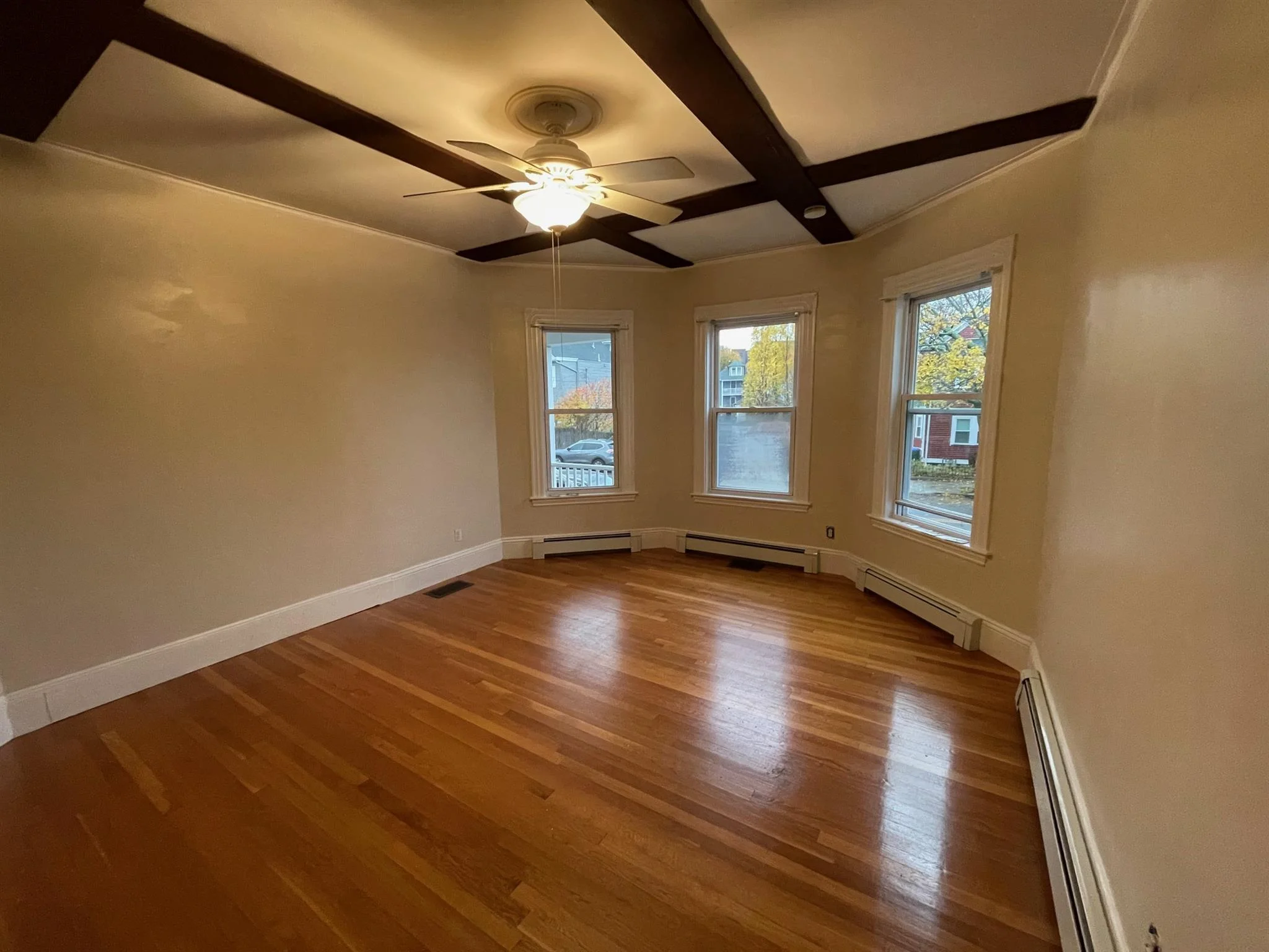 578 Main St, Medford