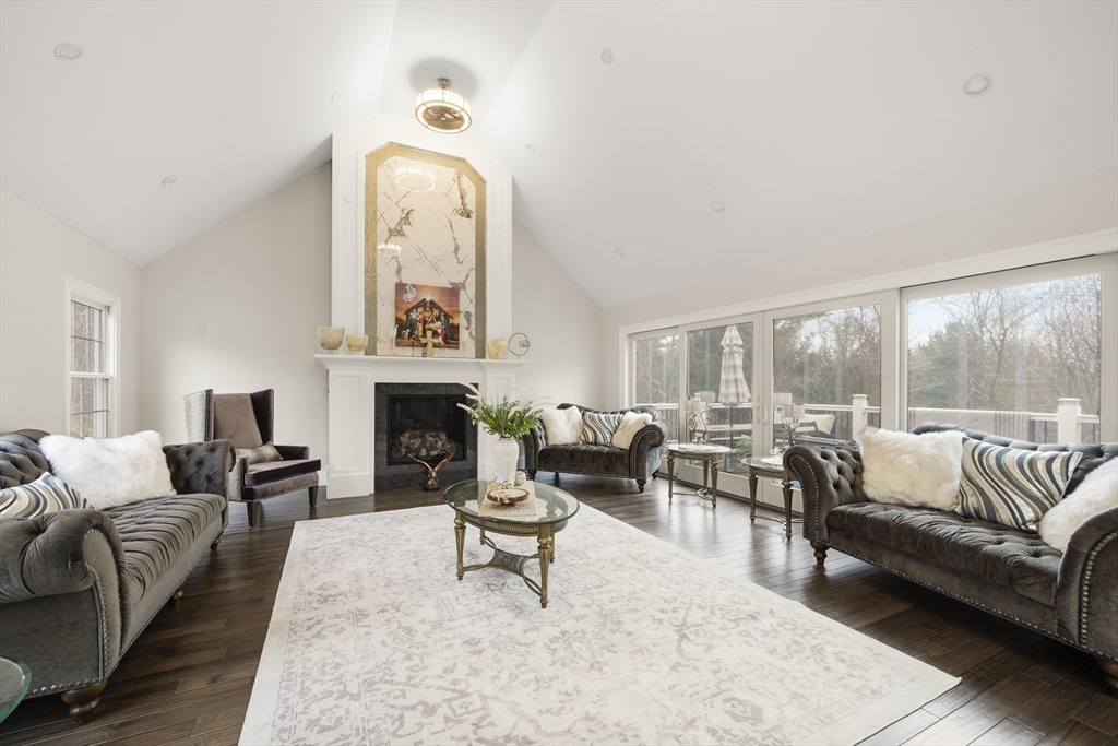 1 Confidential St, Indian Pond