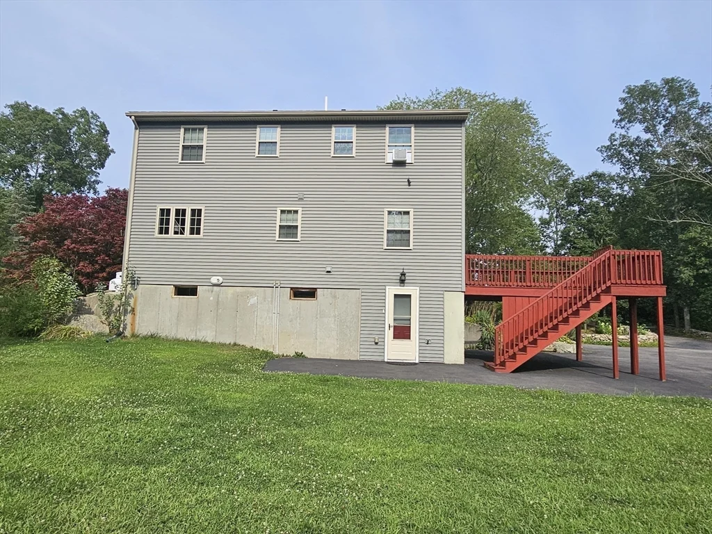 26 Purchase St, Rehoboth