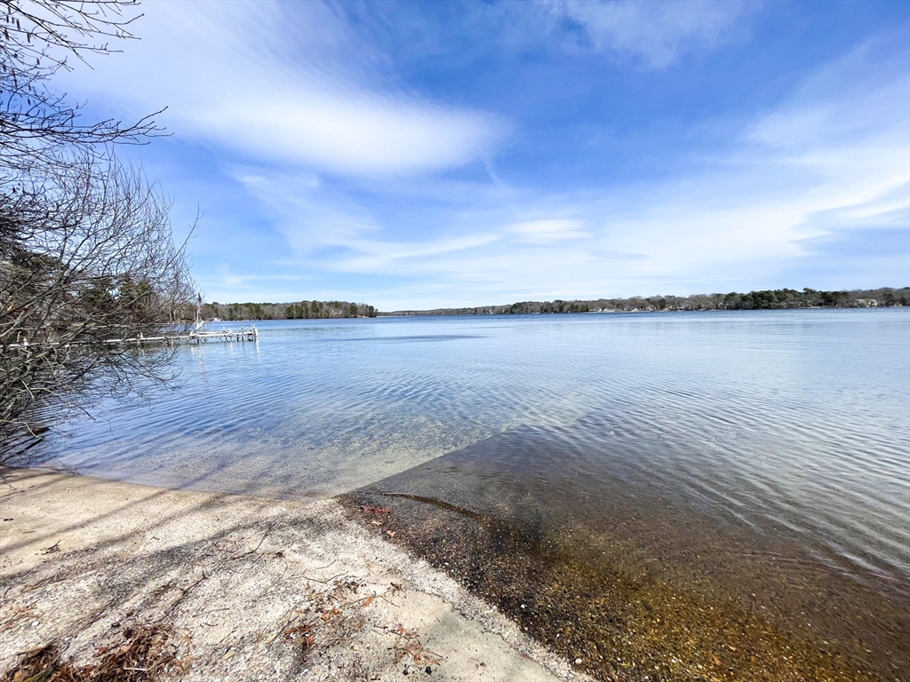 92 James Cir, Mashpee