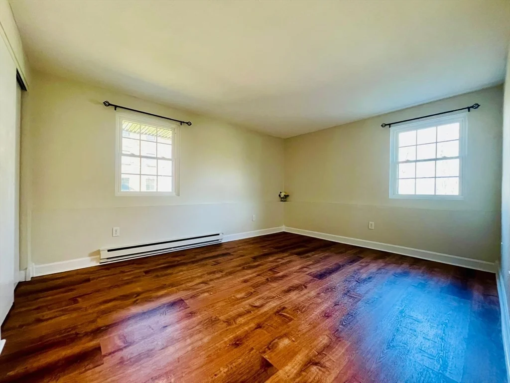 16-A Mayberry Dr, Westborough