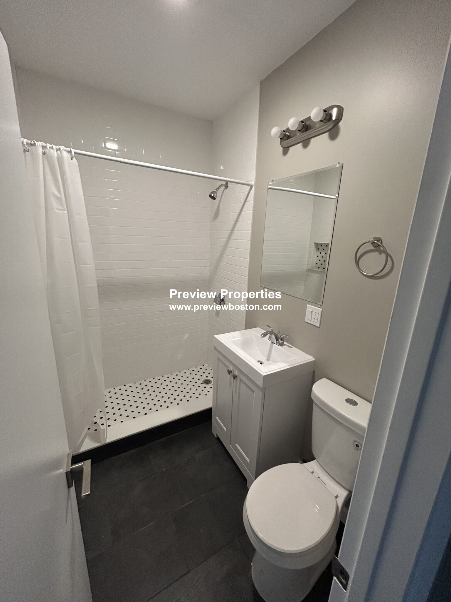 50 Evergreen St, Jamaica Plain