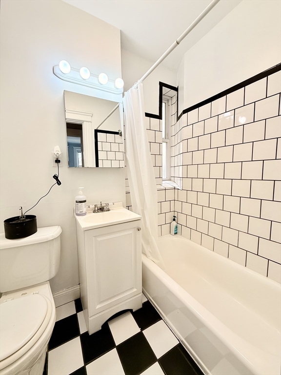 1840 Commonwealth Ave, Brighton