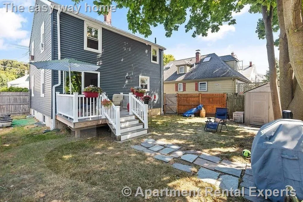 7 Maynard St, Medford Square