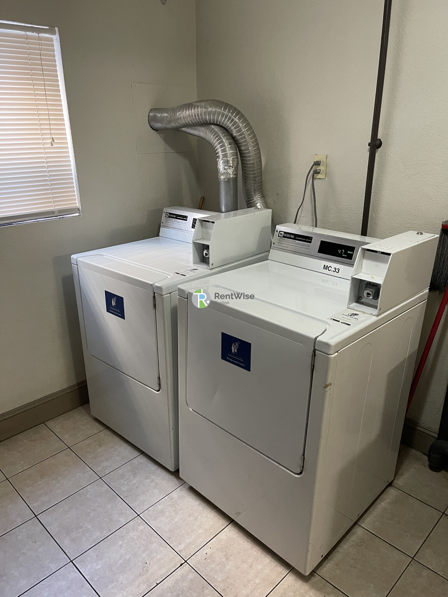 34 Gardner St, Allston