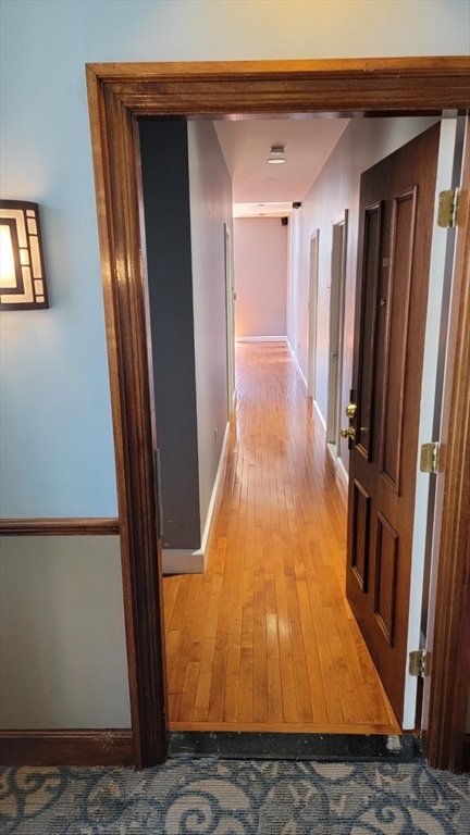 2 Clarendon St, Boston