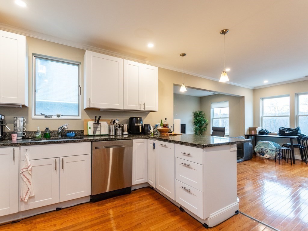 107 Kenrick St, Brighton