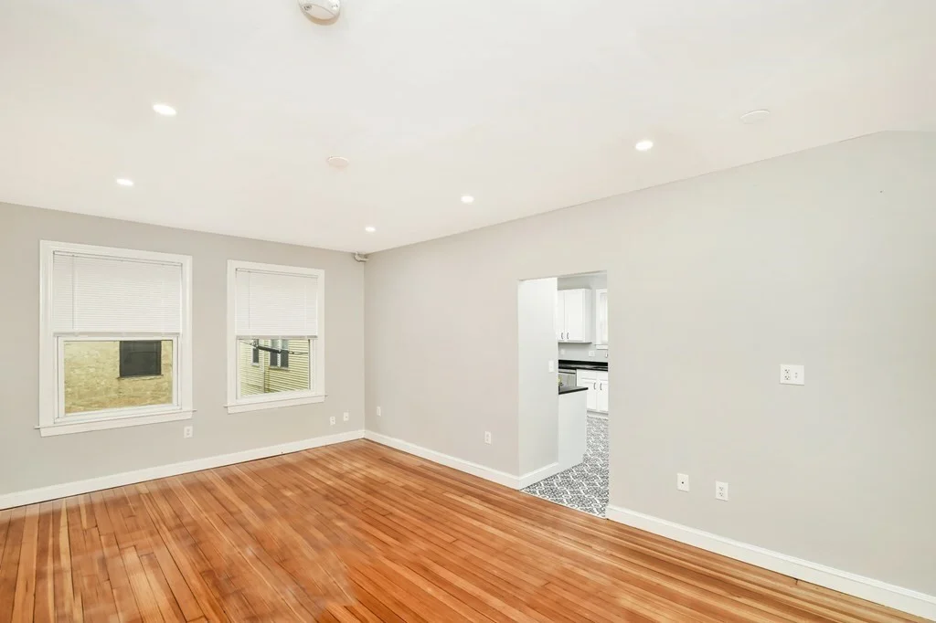 109 Walnut St, Winter Hill