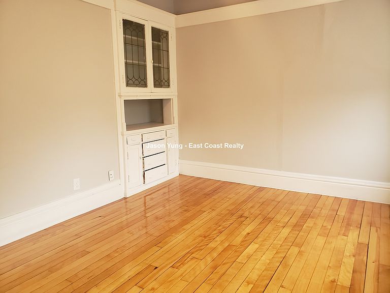 3 bed, 1 bath apartment for rent at 228 South St Unit 5A, Jamaica Plain — photo 10 of 18