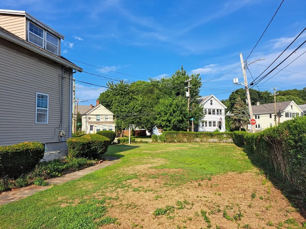 158 Baker St, West Roxbury